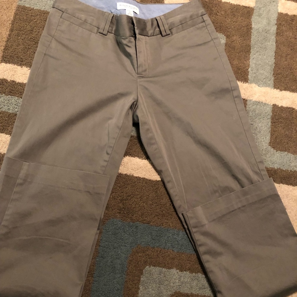 Brand new banana republic size 0 women’s slacks.